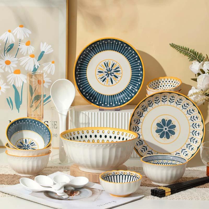 Pearson Nordic Ceramic Dinnerware Set