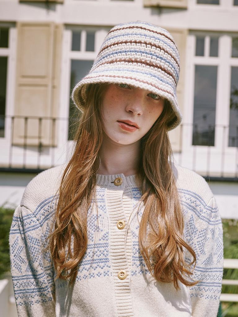 Olinkeompeulliteu Wool Striped Crochet Hat (Cream)