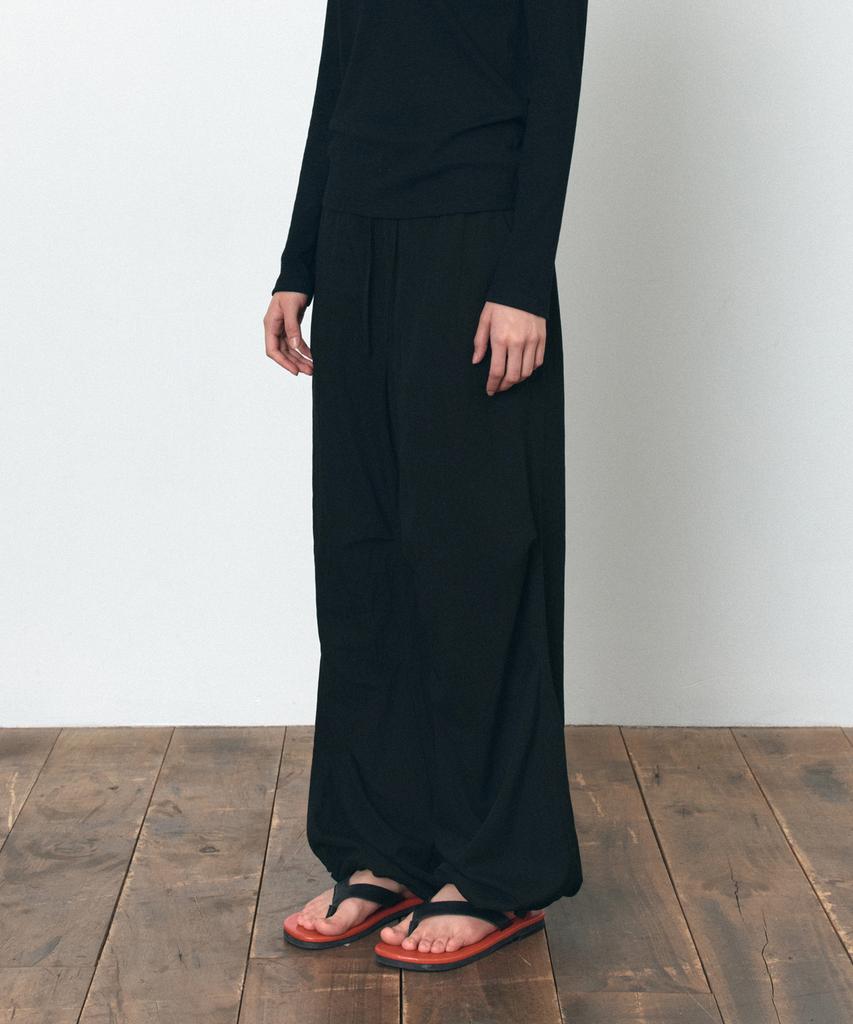 Siyajyu Sipt7184 Silky Parachute Pants_Black