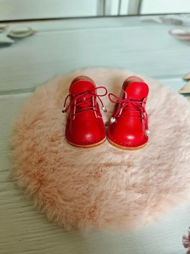 Kožené boty velikosti Paola Reina MSD