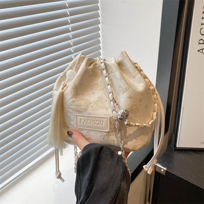 Minimalist Fashion Shoulder Bag For Women 2024 Trendy Summer Large Capacity Pu Bucket Bag