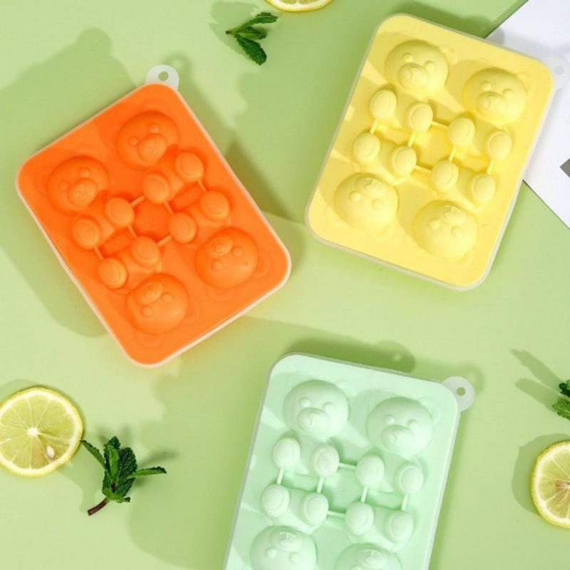 3D Cute Teddy Bear Ice Cube Making Mold With Funnel Silicone 4 Cavity Bear Ice Cube Trays For Whiskey Wine Cocktail Ice Ball