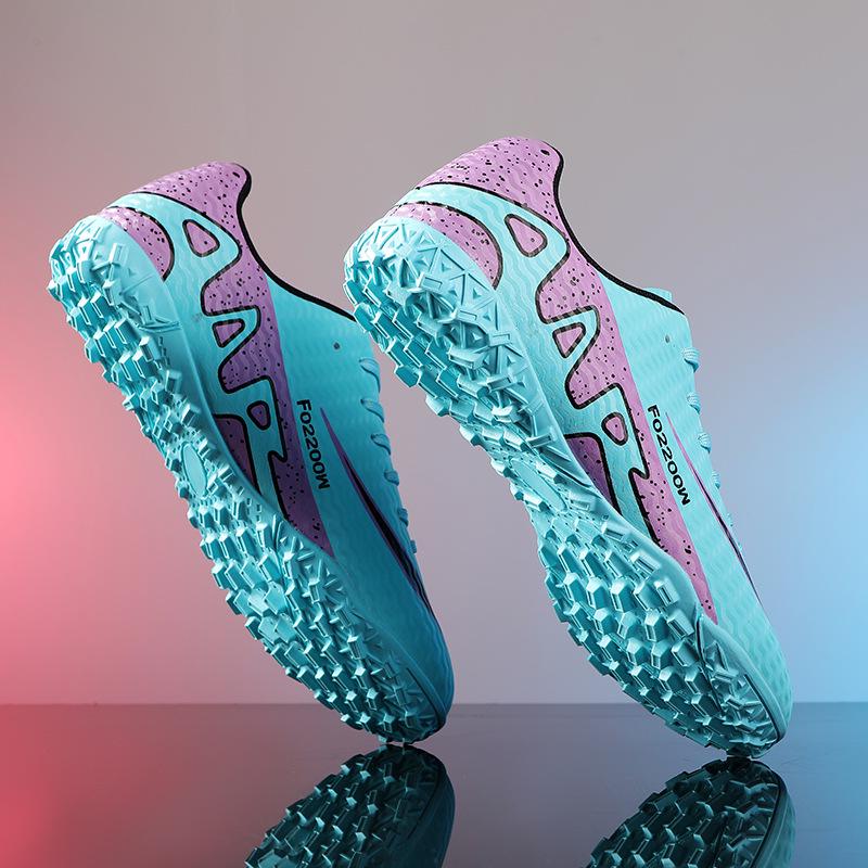 Men's Low-Top Football Shoes for Youth - AG Long Spikes & TF Studs for Artificial Turf Training