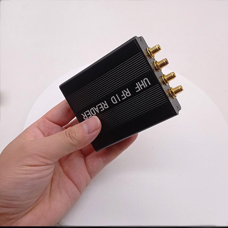 Compact Four-Channel UHF RFID Reader/Writer with RS-232 Port