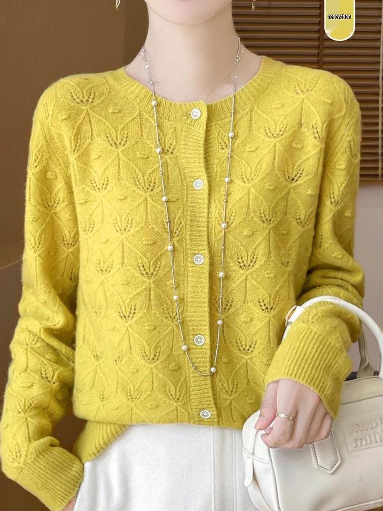 Autumn Women's High-Quality Knitted Wool Cardigan - Round Neck, Hollow-Out Jacquard Design, Loose Fit.