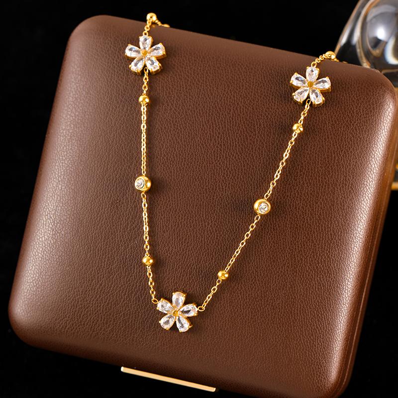GANEMLY 316L Stainless Steel Clover Flower Zircon Necklace For Women Fashion Clavicle Neck Chain Waterproof Jewelry Gift
