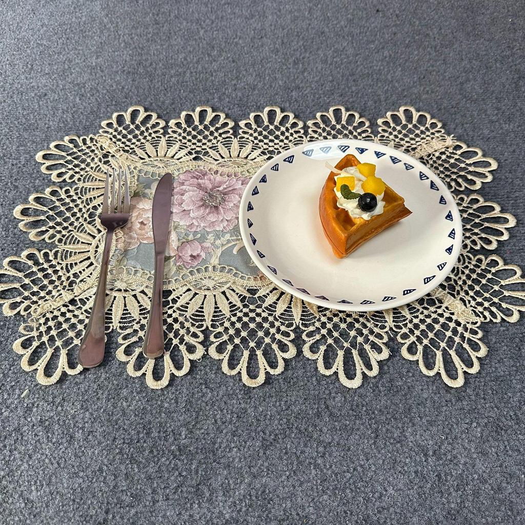 Western-Style Lace Polyester Placemat (30x45cm) for Plates & Bowls - Rectangular Design