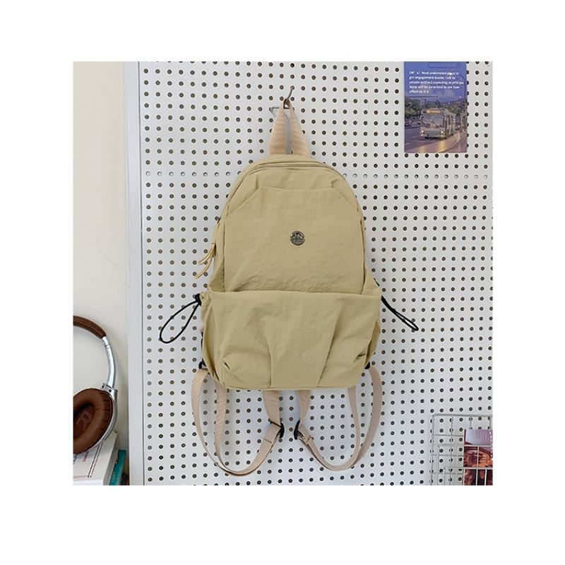 Spring new fashion women's leisure travel high quality waterproof backpack large capacity backpack