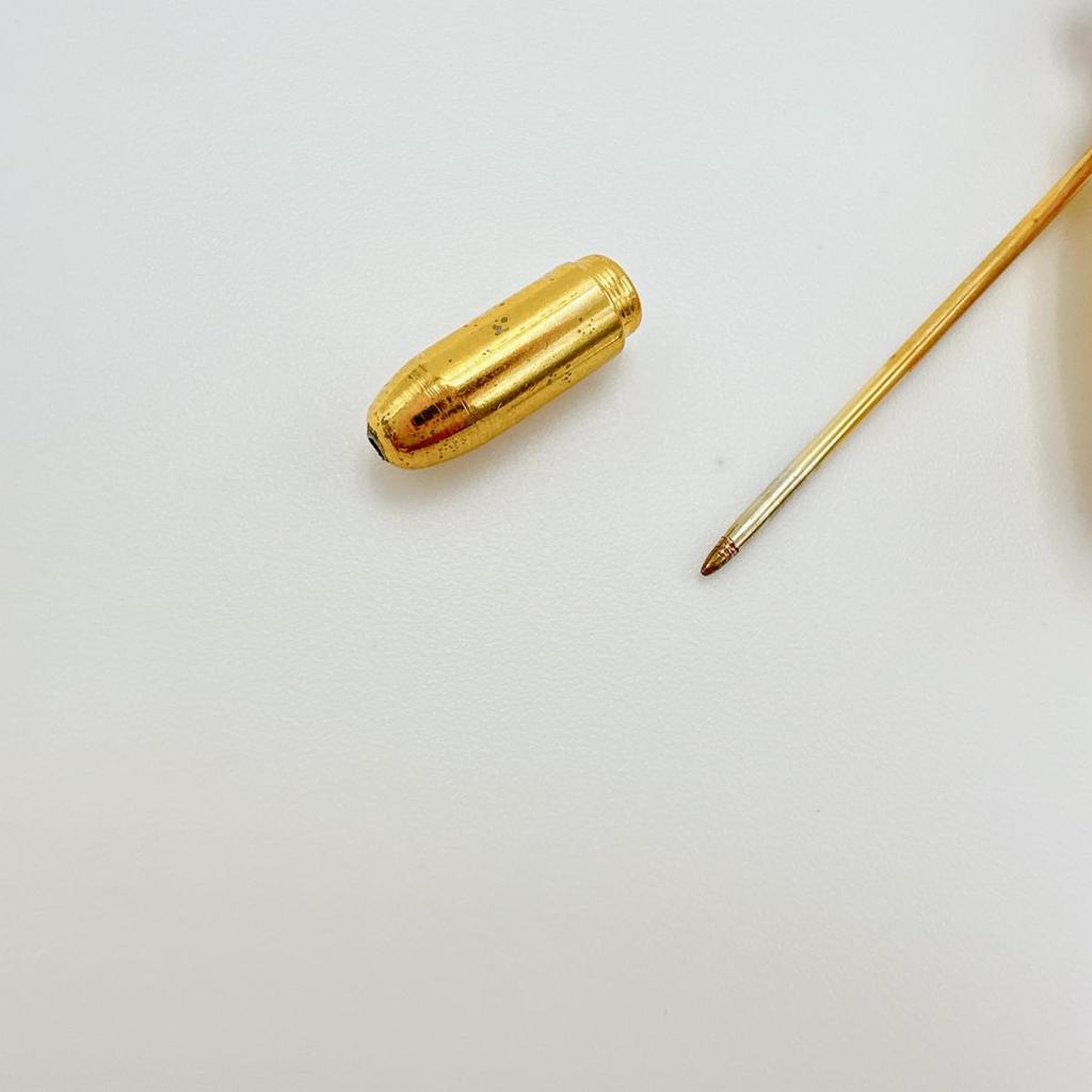 CHANEL wedding Stylish outing Brooch Gold Plated gold Women Used