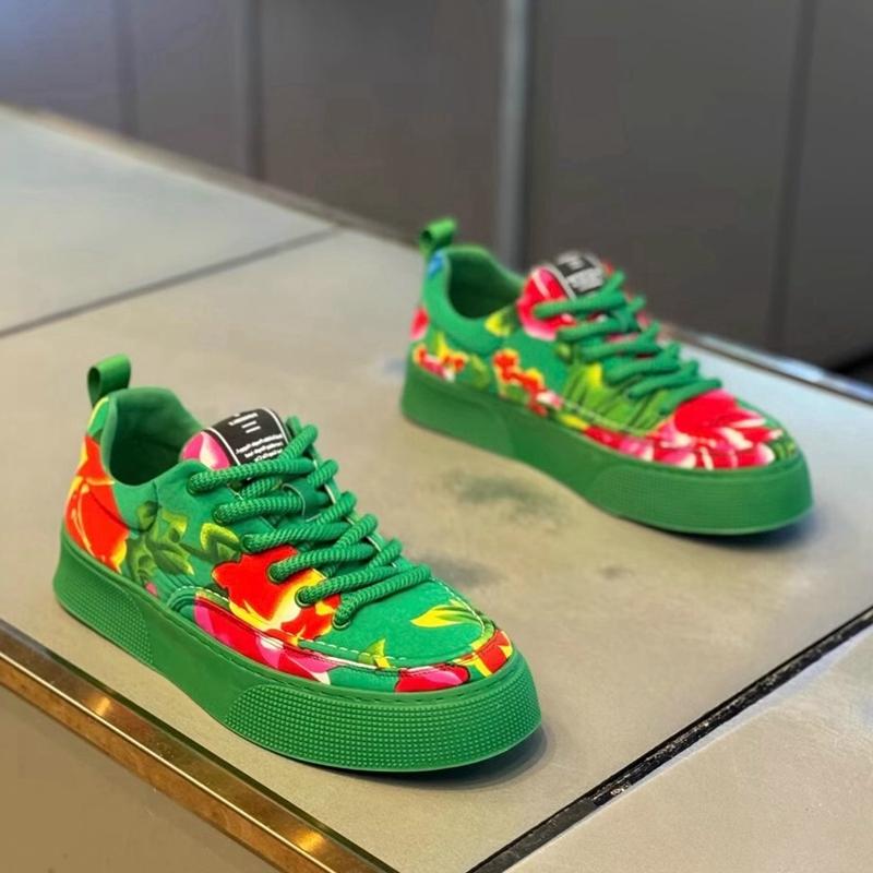 Herbst Freizeit Niedrige Schnürschuhe Weiche Sohle Leichte Kleine Weiße Board-Schuhe Schnürung Sportlich Persönlichkeit