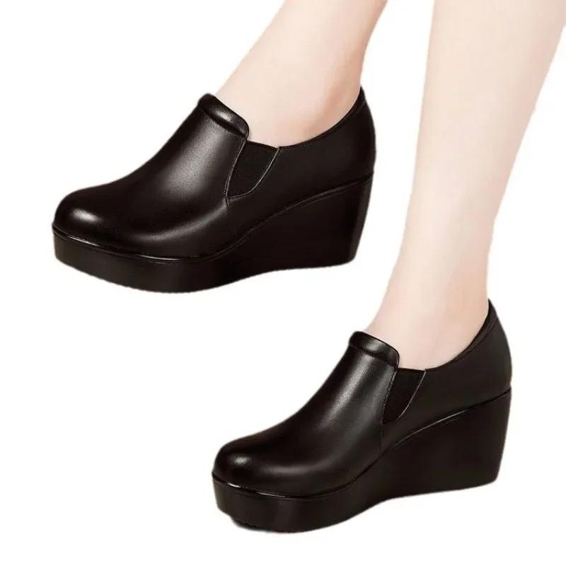 Wedges for Woman Trend Platform Round Lady Pumps Female Black Swing Spring Autumn Mom Bota Feminina for Adult Women