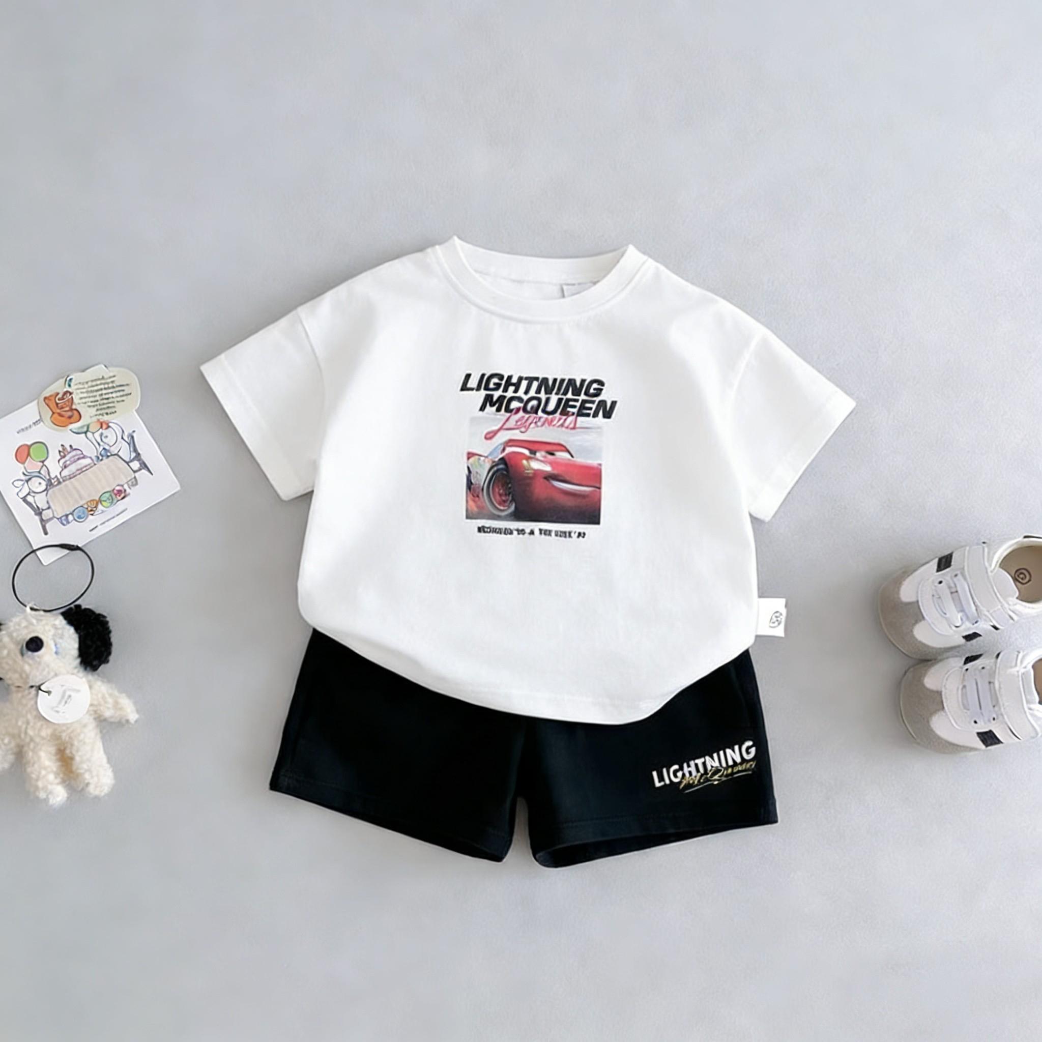 

Mickey Mouse T-shirt and Shorts for Boys, Children s Summer Cartoon Fashion Short-sleeve Outfit Set 100