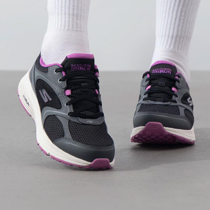 Skechers Women s Road Running Shoes 128280W-BKPR 39