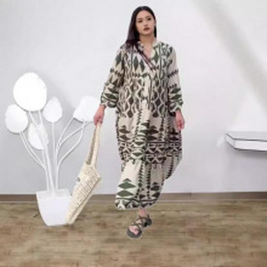 2024 V-Ausschnitt Einfarbiges Knopfkleid: Bequeme, lässige europäische & amerikanische Damenmode