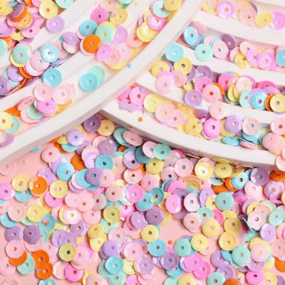 Wklęsły typ PVC Kreatywny DIY Dekoracyjny materiał Kubek na wodę 40g Phantom Kolor Etui na telefon Cekiny Okrągłe Średnie Otwory Biżuteria Akcesoria Brokat