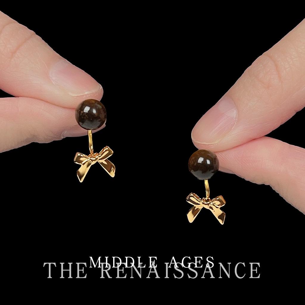 

A two-wear~ vintage antique natural tiger s eye stone bow stud earrings temperament versatile earrings