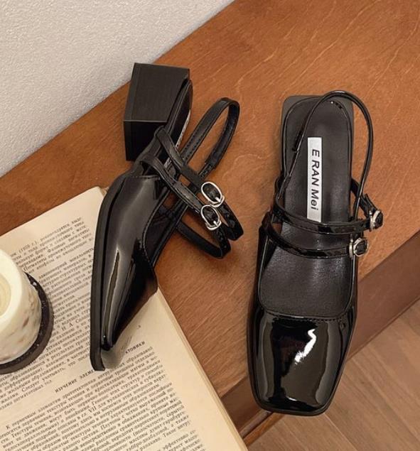 

Модный летний дизайн женские сандалии модные с узким ремешком туфли на квадратном каблуке для платья женские уличные лакированные туфли Мэри Джейн 40 чёрный