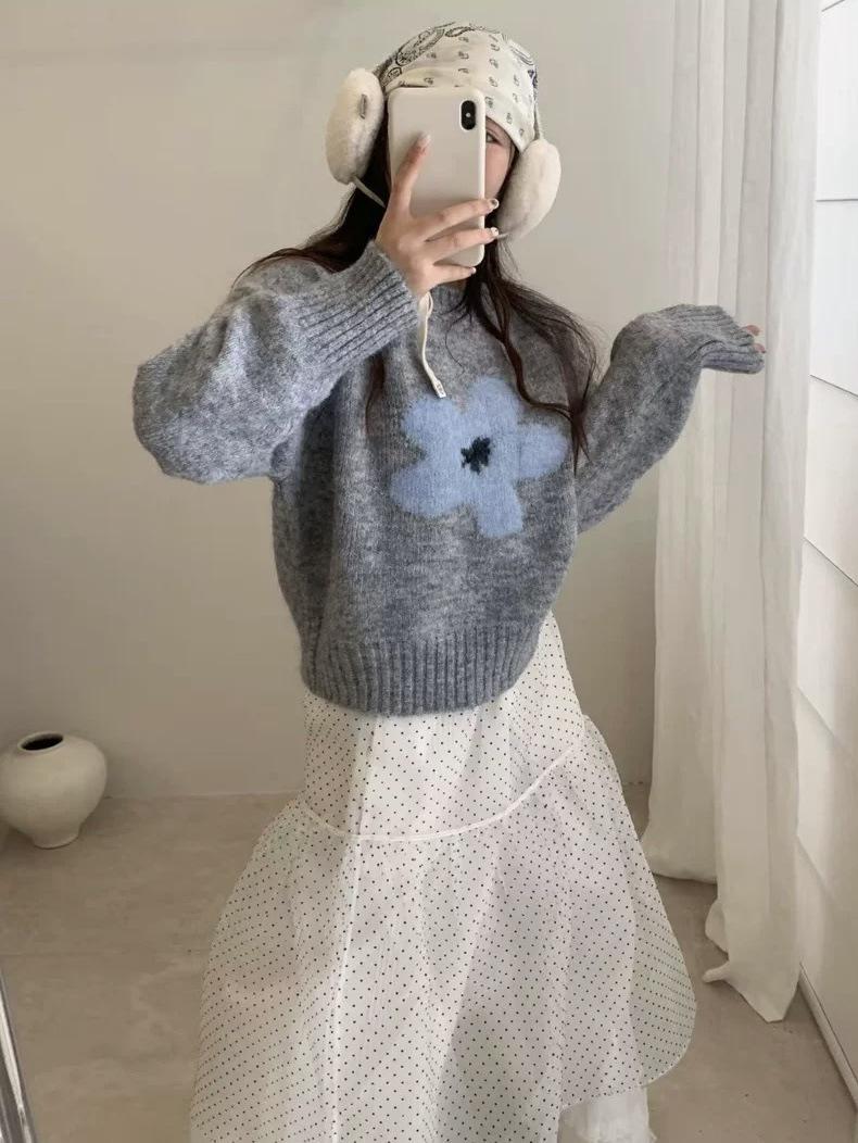 

Женский модный свитер из шерстяного трикотажа с цветочным узором - Круглый вырез, Длинный рукав, Омолаживающий, Универсальный для осени и зимы One size fits all (80-130) светло-серый