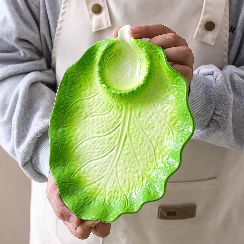 ZISIZ Green Cabbage Ceramic Divided Dumpling Plate Set