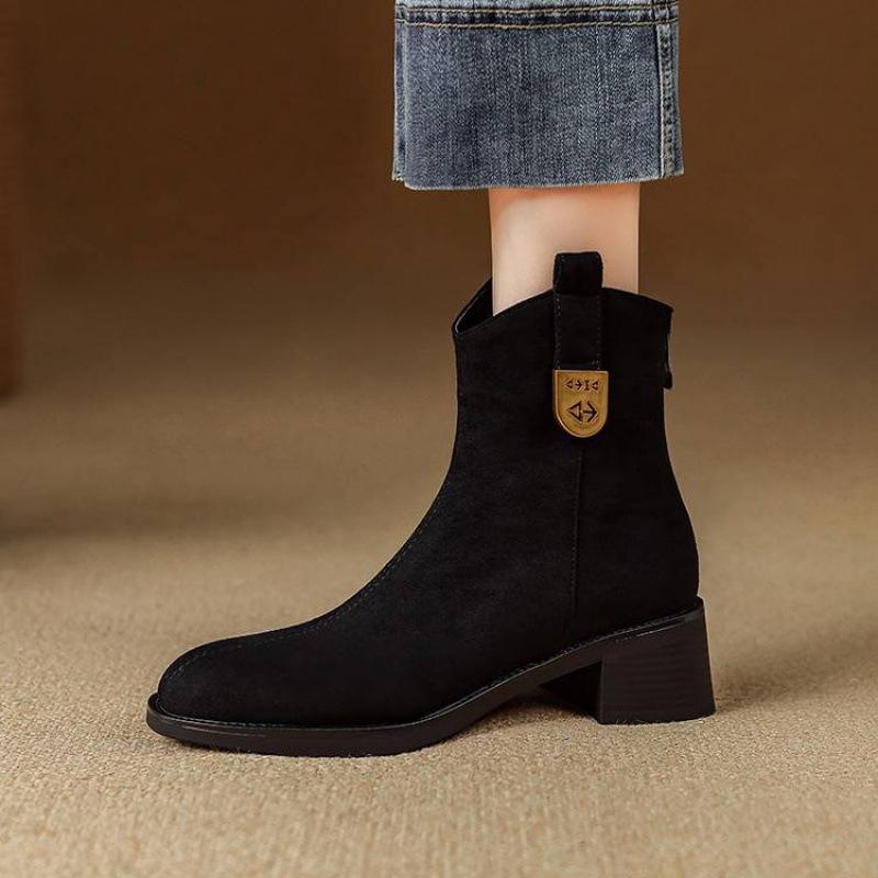 Autumn and Winter Women's Suede Rear Zipper Martin Boots Solid Color Round Head Medium Heel Large Size Women's Boots Round Head New Medium Boots