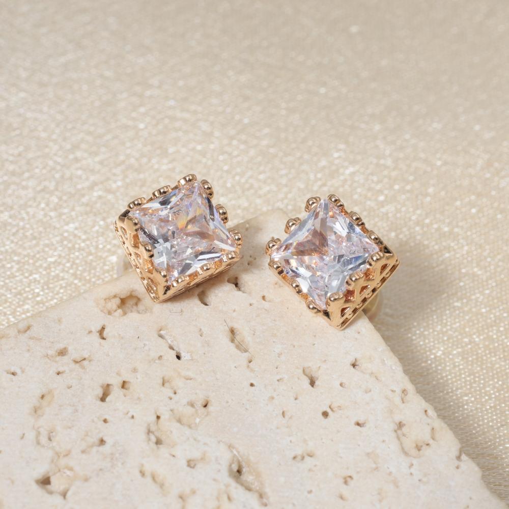 Simple Square Zirconia Stud Earrings for Women Golden Earring Jewelry Party Accessories