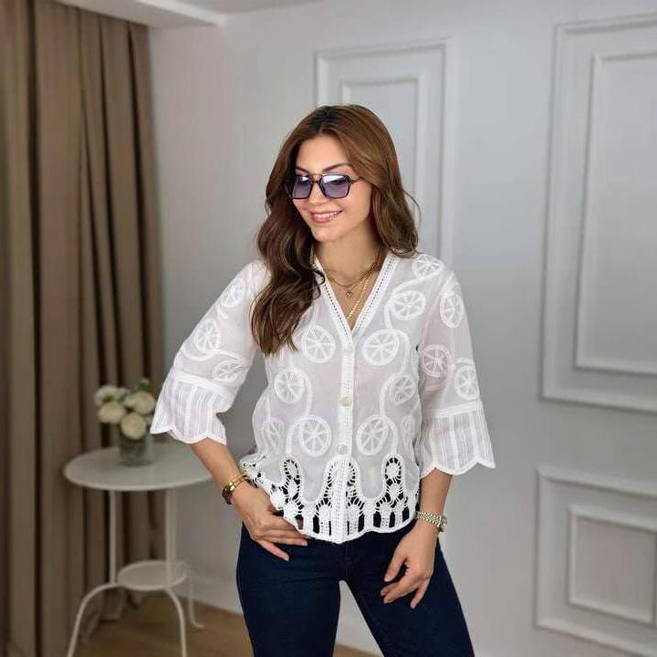 

2025 Прозрачное кружево Однотонный Топ с длинным рукавом Женская мода Small белый