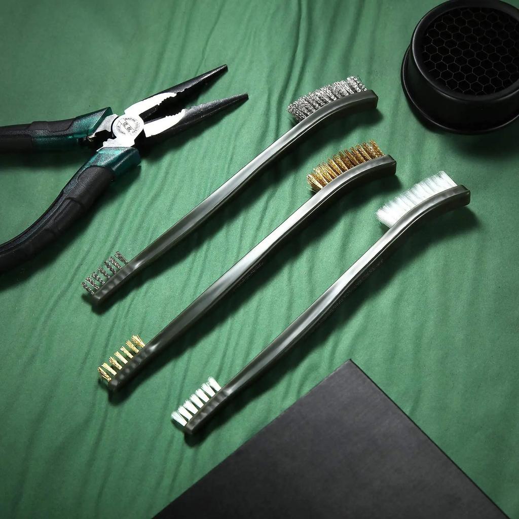 Set da 3 Pezzi di Mini Spazzole Metalliche per Pulizia Scorie di Saldatura Spazzola con Setole Metalliche Raschianti Spazzola in Acciaio/Nylon/Ottone Detergente Metallico per Vernice Ruggine