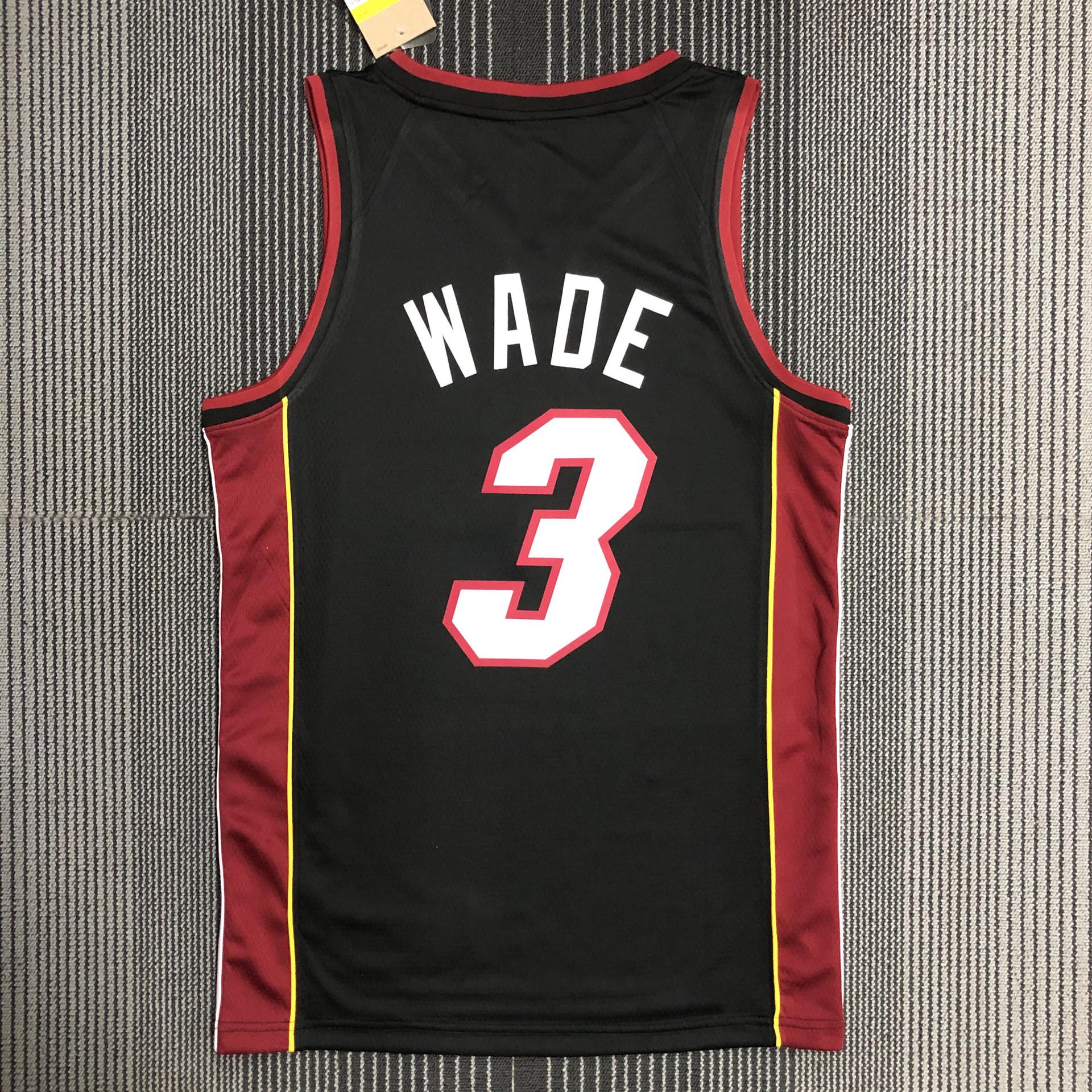 

Баскетбольная майка, изготовленная методом термопечати: нет. 6 Джеймс, Нет. 14 Хэрро, Нет. 22 Батлер - Командная форма для трансграничных соревнований XXL