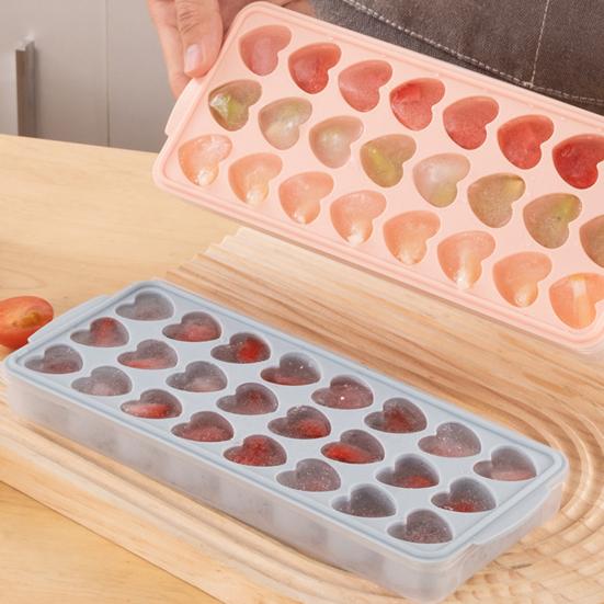 Heart-Shaped Ice Cube Trays Non-Stick Reusable Silicone Ice Mold with Lid Stackable Food-Grade BPA-Free Ice Cube Maker