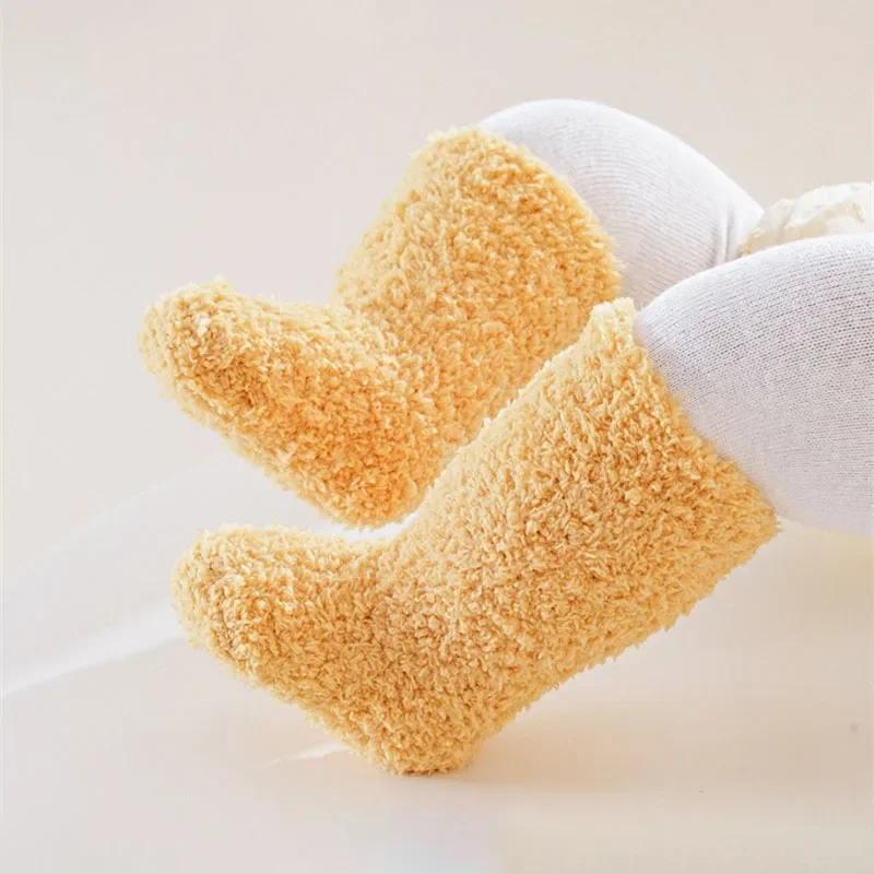 Winter Dick Warm Baby Socken Niedlich Einfarbig Korallen Samt Kinder Boden Strümpfe Neugeborenes Säugling Jungen Mädchen Plüsch Socken 0-5J