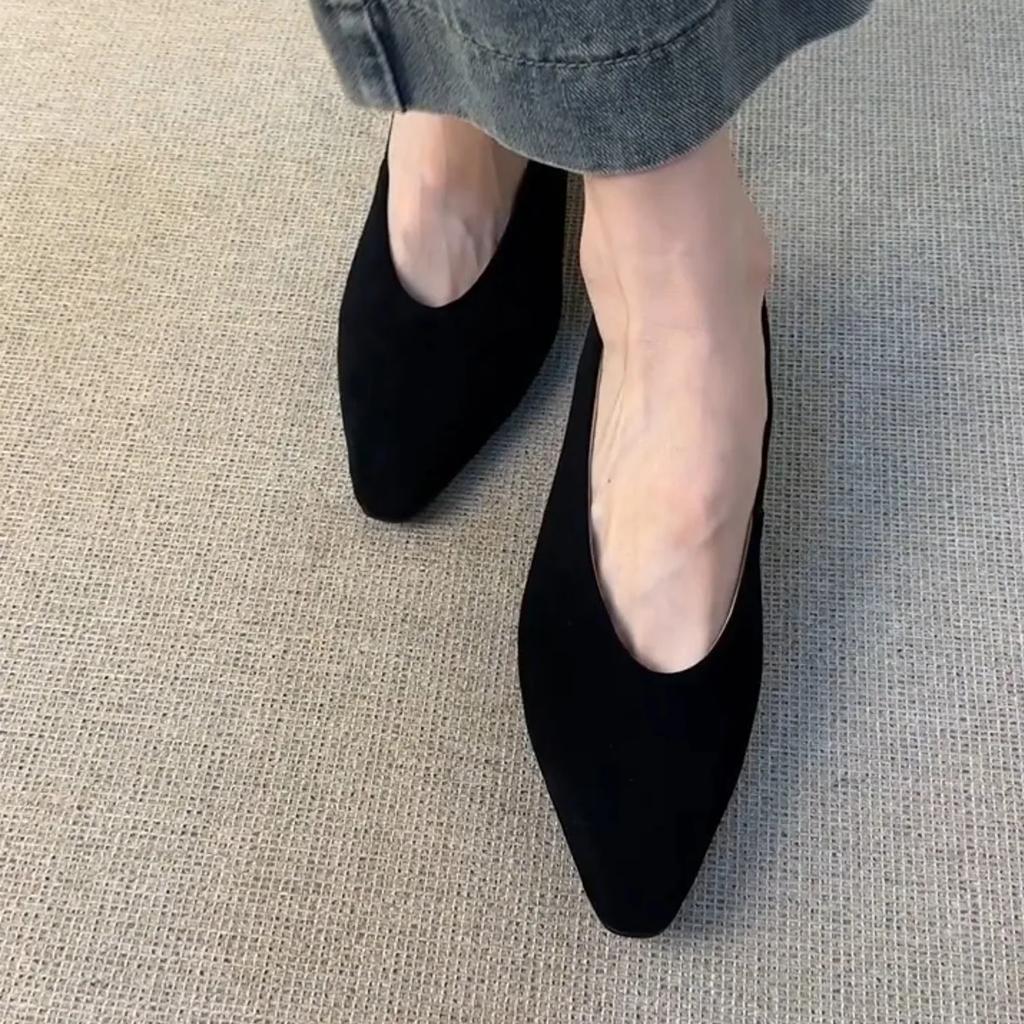 Fashion Commuting Frosted Leather Women's High Heels, Shallow Mouth Square Toe Retro Thick Toe Grandma Shoes