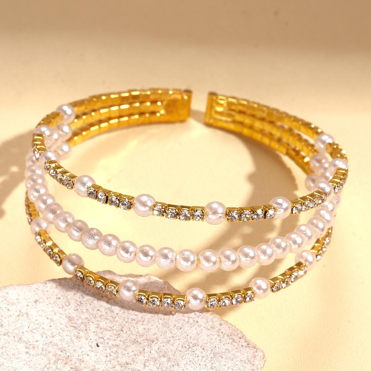 Light luxury style diamond-set imitation pearl beaded three-layer open bracelet fashion baroque jewelry