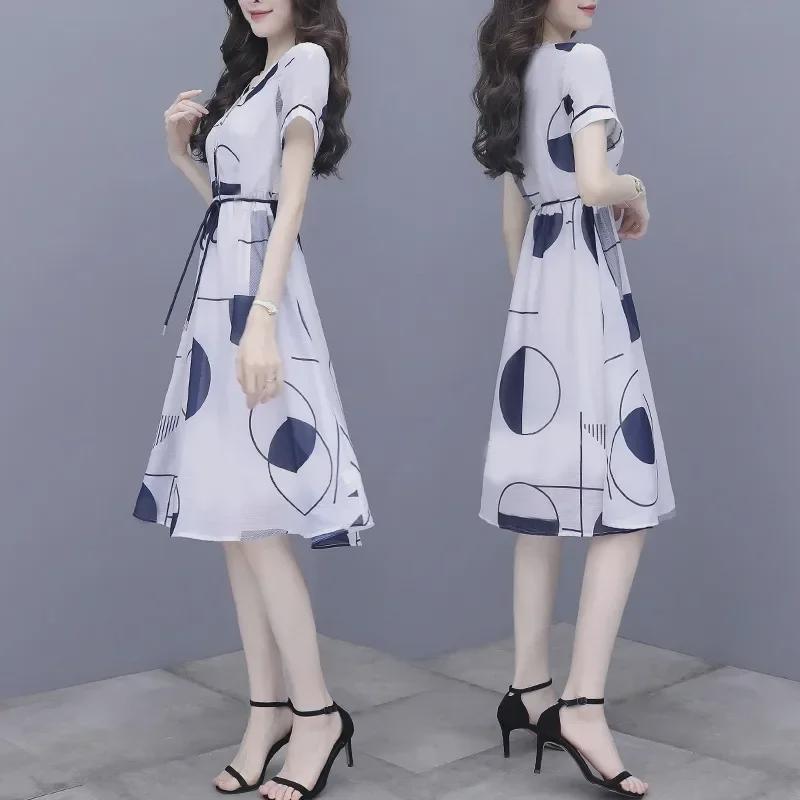 2024 Summer Creative Print Round Neck A-Line Dress: Short Sleeve, Plus Size, Waist-Enhancing, Belly-Covering Skirt.