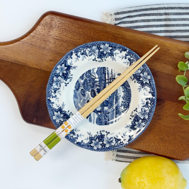 Sugarland Natural Wood Cat Chopsticks Green