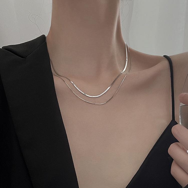 Double-Layer Hip Hop Clavicle Chain Necklace - European & American Retro Design for Women