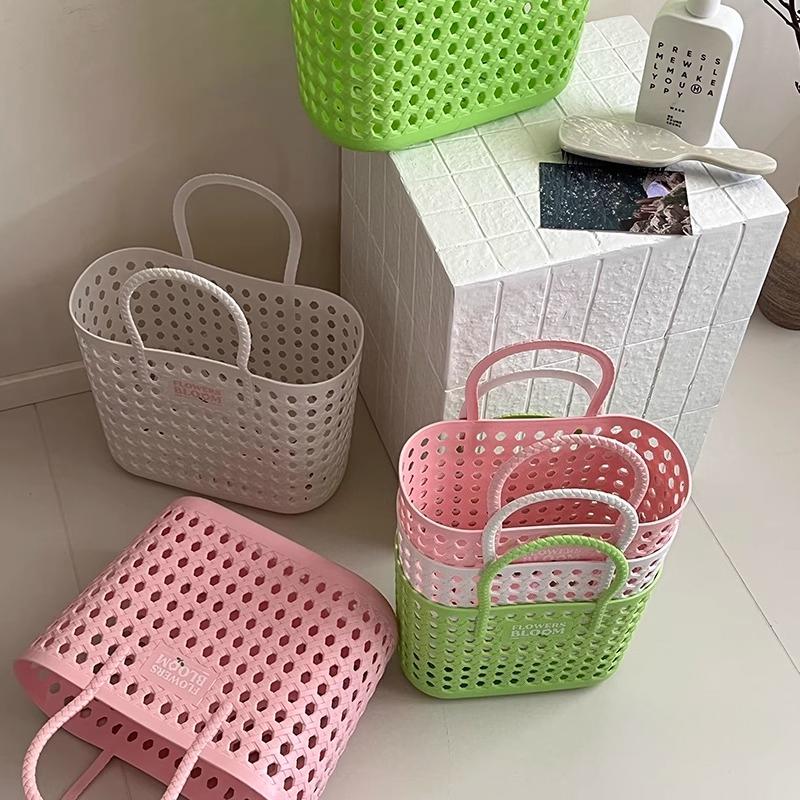 Plastic Bath Basket Bathroom Toiletries Towels Organizer Dirty Clothes Handheld Storage Bag Laundry Storage Bath Basket Drainage