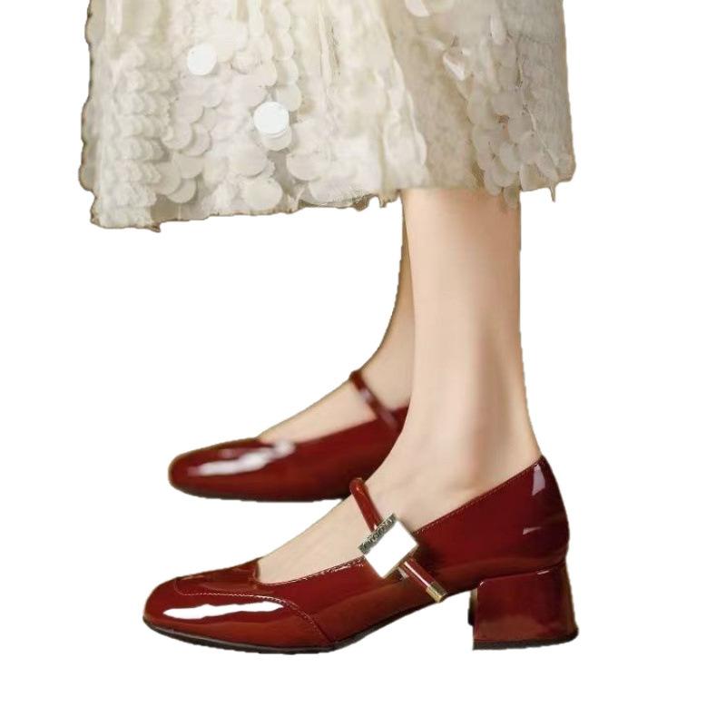 Retro Mary temperament rare shoes red light mouth leather shoes 2025 new evening French fashion square head single shoes women's shoes