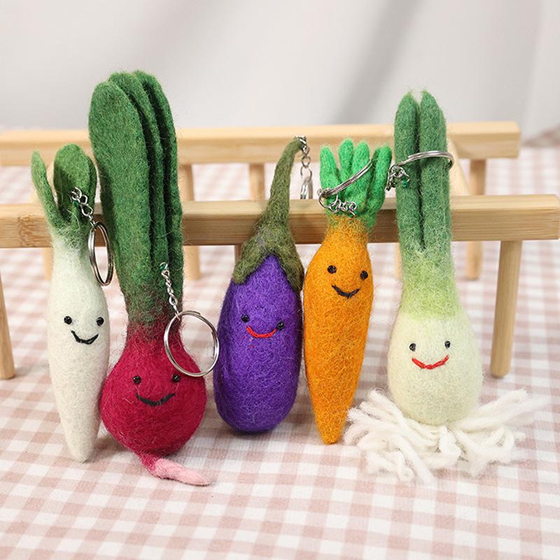 Niedlicher Cartoon Gemüse Plüsch Schlüsselanhänger Kreative Wollfilz Strick Schlüsselanhänger Stofftier Spielzeug Anhänger für Kindergeschenke