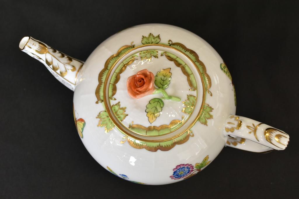 Herend VBO/Victoria Bouquet Teapot Made in Hungary Handpainted Vintage Rare