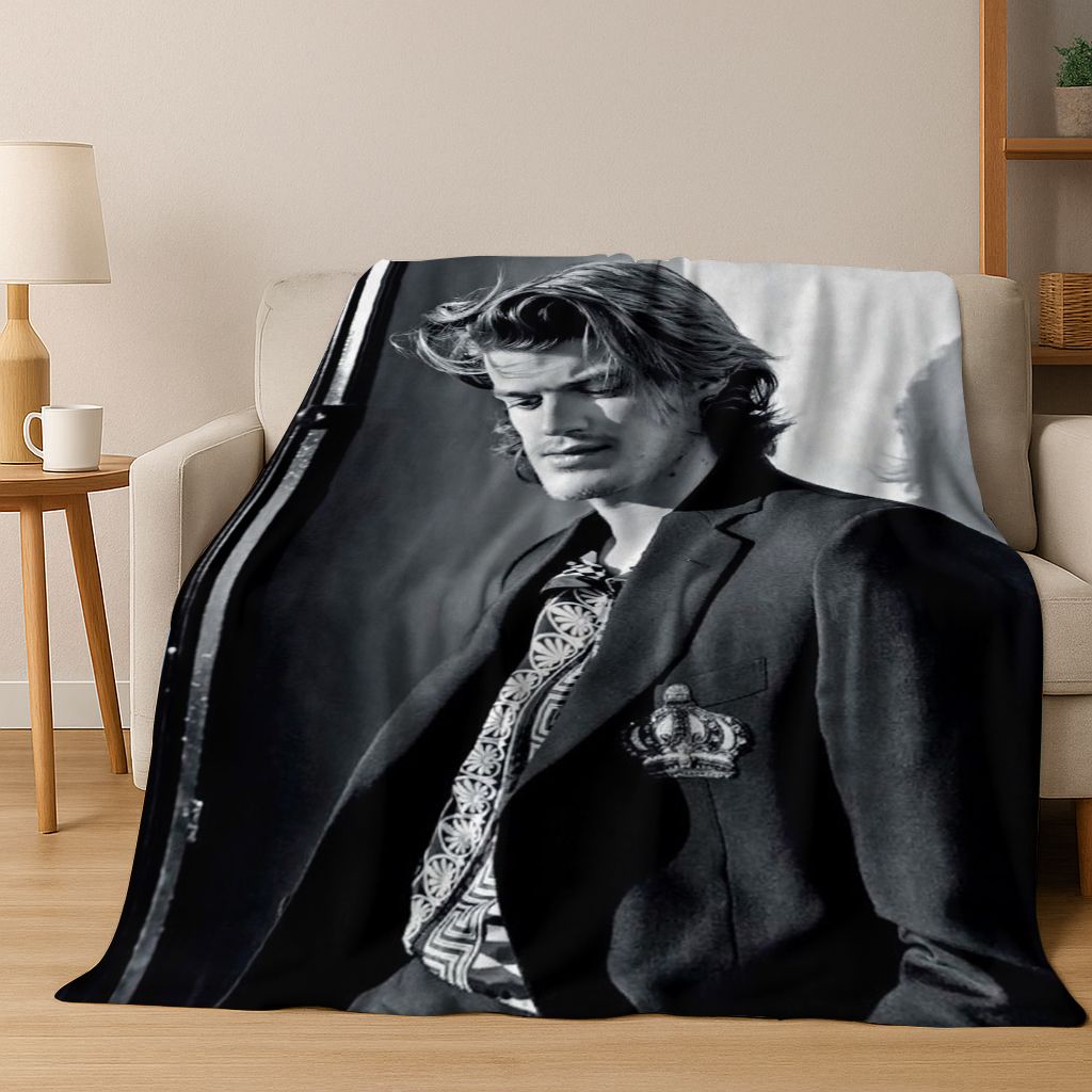 2026 New Joe Keery Art Flannel Blanket,warm and Cozy Soft Throw Blanket for Home Bedroom Bed Sofa Picnic Office Cover Gift Kids