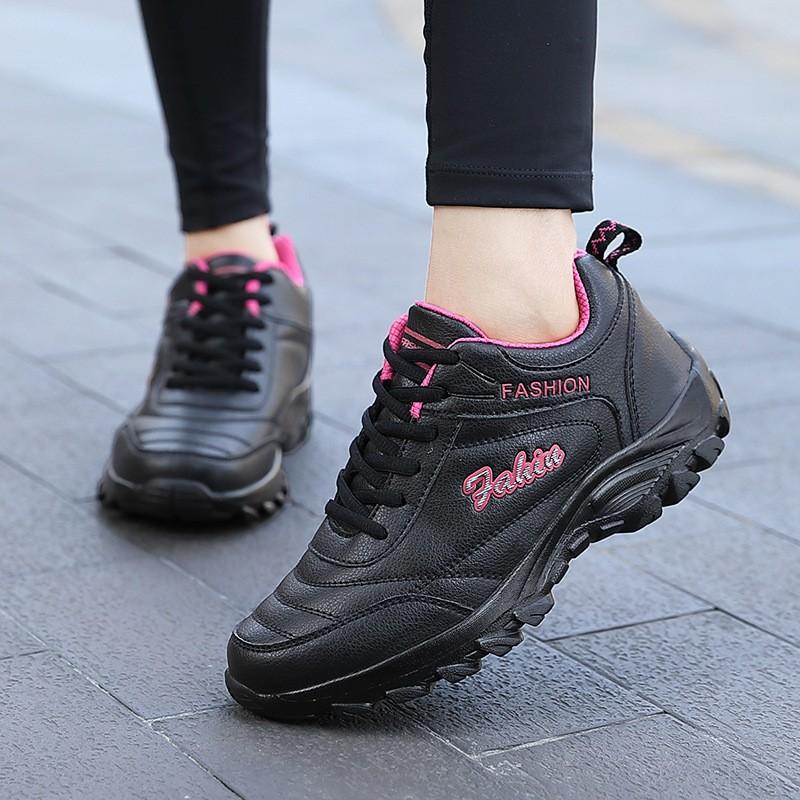 Women's Leather Sneakers Autumn Winter Black Sneakers Women Shoes Waterproof Non-slip Outdoor Walking Sneakers Women Casual Shoe