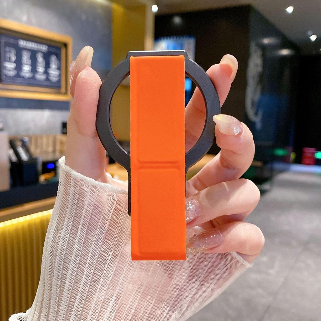 Magnetic Phone Holder for Desk & Gym – Hands-Free Streaming & Filming