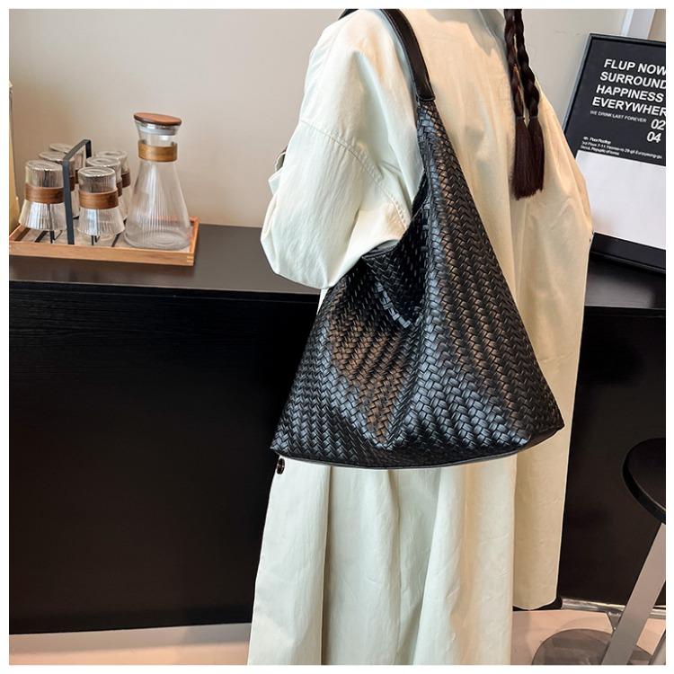 Fashion Women Shoulder Bag Large-capacity Leisure Commuting Bag with Pouch Top Handle Bag Trendy Satchel Hobo Bag Woven Tote Bag