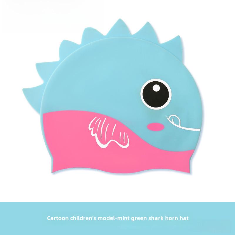 Vysoce elastické silikonové plavecké čepice pro všechny věkové kategorie - Pohodlné, netuhé s potiskem žraloka a ochranou uší pro muže, ženy a děti