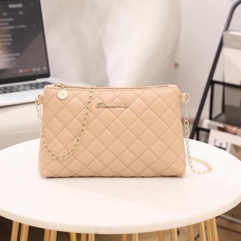 Simple atmospheric chain, small square bag, small fresh rhombus embroidered shoulder mobile phone bag, a women's bag.