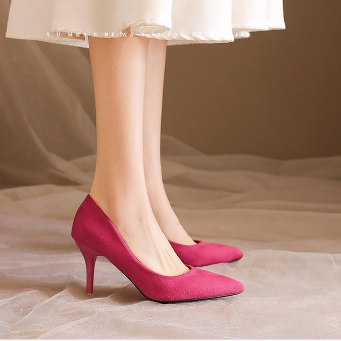 Μαύρα παπούτσια με κόκκινη σόλα και ψηλό τακούνι για την άνοιξη, νέα γυναικεία παπούτσια με μυτερή μύτη, λεπτό τακούνι, σέξι, γυαλιστερό ταμπεραμέντο, μονόπατα, παπούτσια από λουστρίνι για γυναίκες