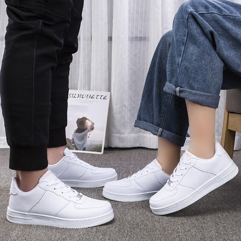 Kleine weiße Schuhe für Paare, lässige Sportschuhe für alle Jahreszeiten, niedrig geschnitten, schlicht, lässig, kalte, klebrige, dicksohlige, trendige Schuhe, Board-Schuhe