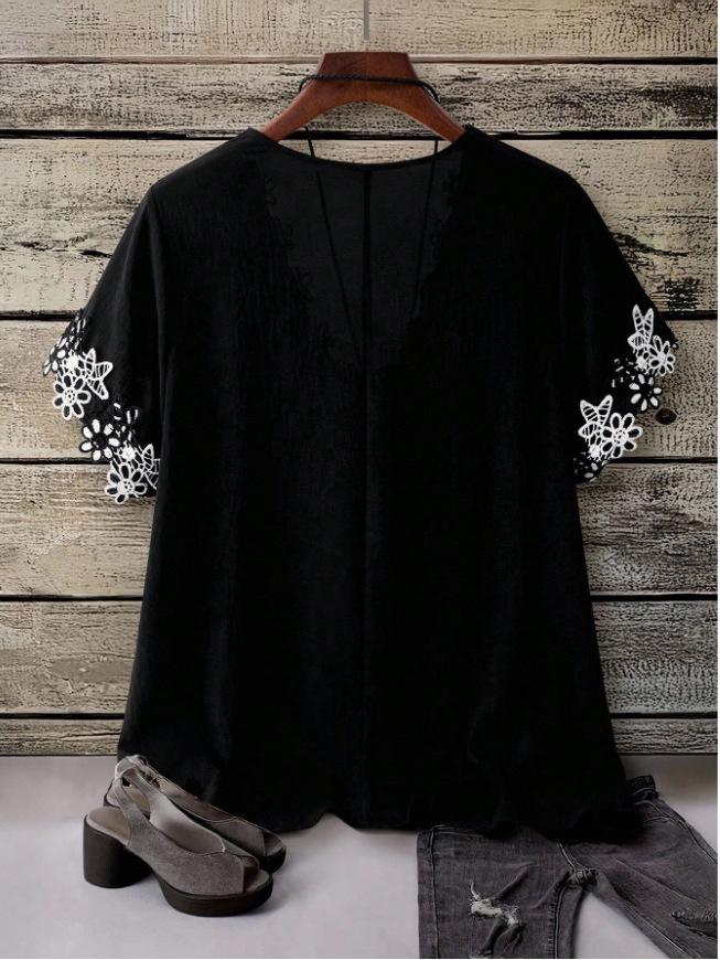 2026 European Plus Size Women's Summer Lace Patchwork Short Sleeve Shirt