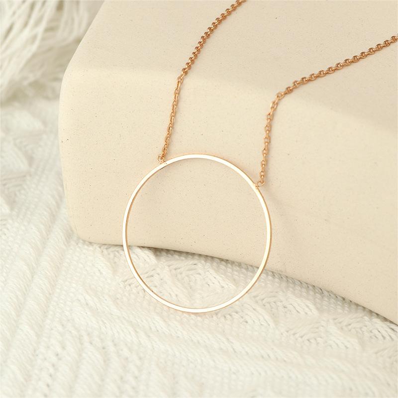 Einfache Geometrische Runde Kupferring Anhänger Halskette für Damen Personalisierte Accessoires Große Kreis Schlüsselbeinkette