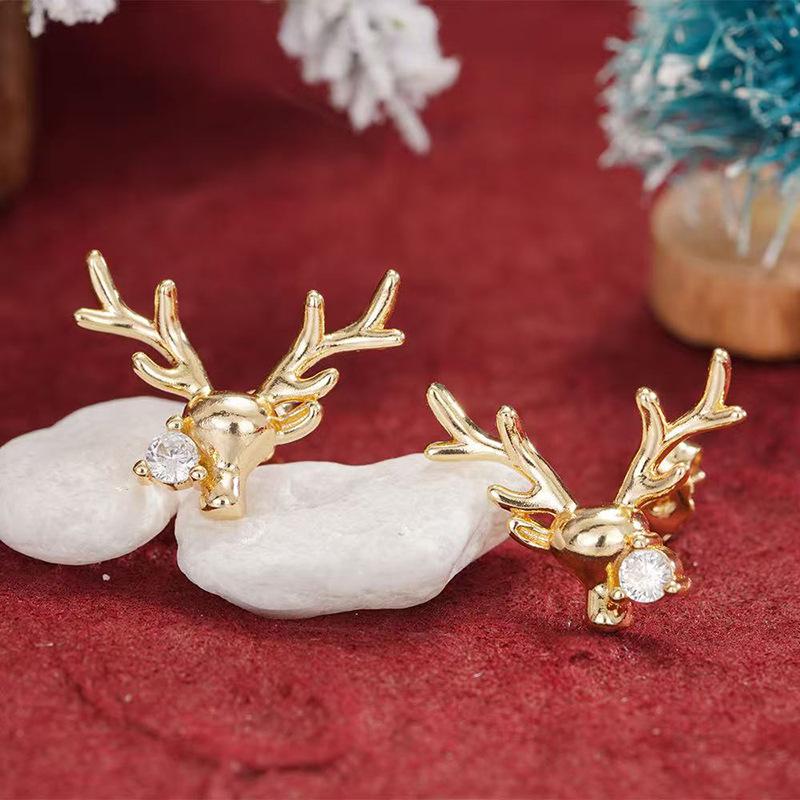 Delicate and sweet European and Korean Christmas stud earrings, holiday super, metal wind elk Christmas jewelry